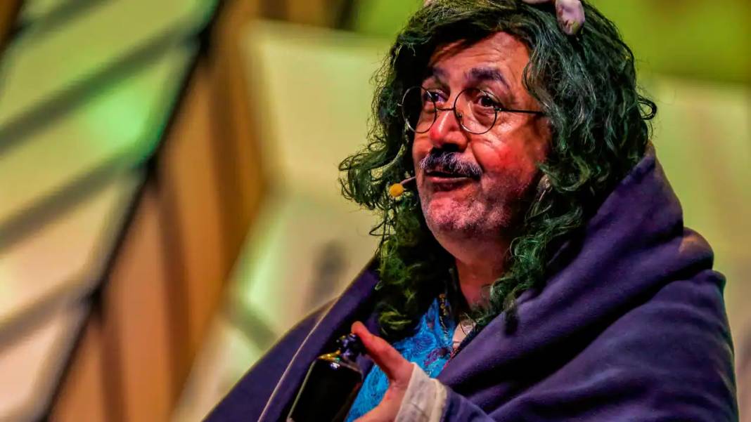 Antalya Şehir Tiyatroları 42. Kez Perdelerini Açıyor 2